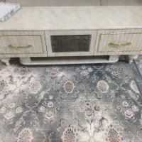 میز تلویزیون در حد نو