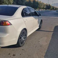 میتسوبیشی لنسر ۲۰۱۷ اتوماتیک سفید رنگ|خودرو سواری و وانت|اصفهان, سپاهانشهر|دیوار