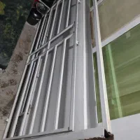 محافظ درب ورودی