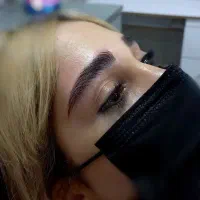 دو مدل رایگان میکروبلیدینگ با زمینه قرمزی و دودی