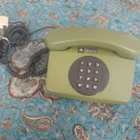 تلفن رو میزی