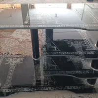 میز تلویزیون شیشه ای