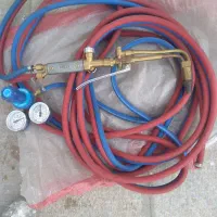 با سلام.سر پیک.شیلنگ .مانیمتر.هر سه نو هستند