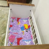 تخت نوزادی