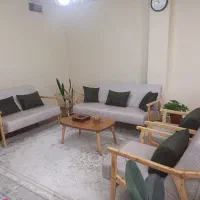 مبل ۷ نفره مشابه نو چوب گردو با میز و عسلی ها