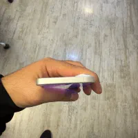 آیفون ۱۶ نرمال ۱۲۸ سفید باتری ۱۰۰ شرکتی ۹ بارشارژ|موبایل|تهران, عباس‌آباد|دیوار