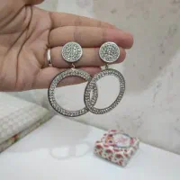 گوشواره نگینی