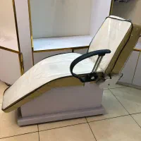 فروش لوازم ارایشگاه صندلی اصلاح و ارایش و میز ناخن