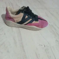 کتونی|کیف، کفش، کمربند|بروجرد, |دیوار