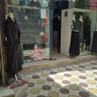 مغازه-ای-به-فروش-میرسد