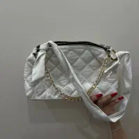 کیف سفید|کیف، کفش، کمربند|رشت, گلسار|دیوار