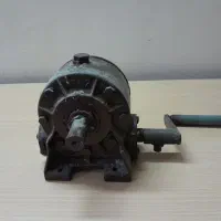 بالابر دستی یا گیربکس حلزونی