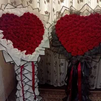 گل جاودان|گل مصنوعی|قم, وادی السلام|دیوار