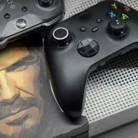 Xbox one s 1tb عروسکک فروش فوری