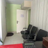 مشاور خانم دفتر کار