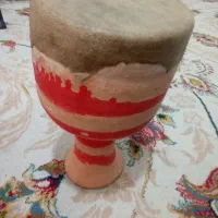 تنبک|سازهای سنتی|رستم, |دیوار