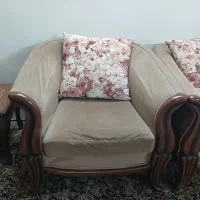 دو دست مبل ۸ نفره سالم|مبلمان خانگی و میز عسلی|مشهد, کوی ولیعصر|دیوار