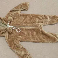 چنددست لباس ۳ تا ۹ ماه|کفش و لباس بچه|قم, نیروگاه|دیوار
