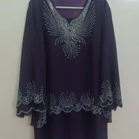 یک عدد لباس مجلسی