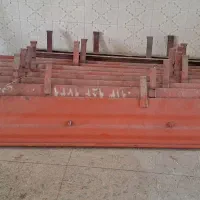 نیم لبه صادقیان