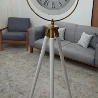 ساعت ایستاده