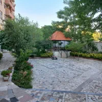 ازگل-210-متر-ویو-باغ-بدون-مشرف