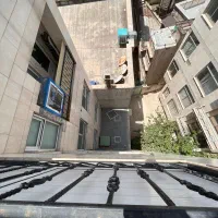 80 متر یه خواب طبقه دوم با انباری سی تیر