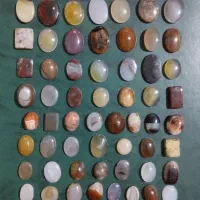 ۸۰ تا نگین سنگ قدیمی