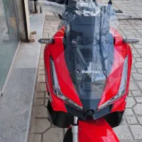 adv همتاز