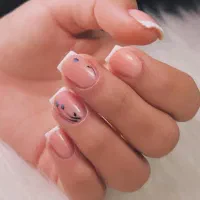 کاشت و ترمیم ناخن با هزینه۱۵۰|خدمات آرایشگری و زیبایی|رشت, کوی فکوری|دیوار