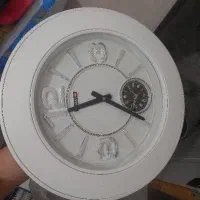 ساعت دیواری