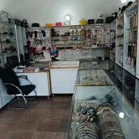 واگذاری کلیه اجناس مغازه اکسسوری وبدلیجات|بدلیجات|کرمان, |دیوار