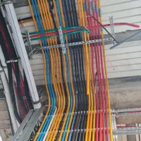 استخدام کارآموز و برقکار حرفه ای