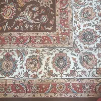 سه تا فرش یک رنگ گردویی|فرش|اردکان, |دیوار