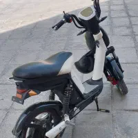 اسکوتر برقی سالم با باطری
