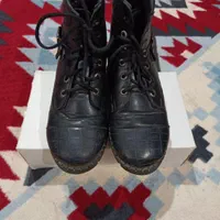 نیم بوت دخترانه سایز 37|کفش و لباس بچه|شیراز, کوشک میدان|دیوار
