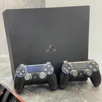 با بازی و دسته اضافی بدون پیشPS4 pro دو تراحافظه