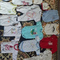 مقداری لباس بچه گانه پسرانه