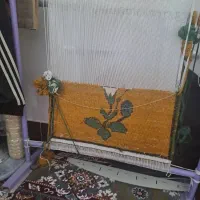 فروش دار قالی با تمام وسایل قالی بافی