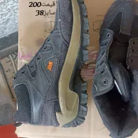 کفش|کیف، کفش، کمربند|نیشابور, گنبد سبز|دیوار