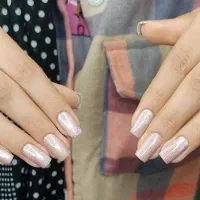 کاشت ناخن|خدمات آرایشگری و زیبایی|ابهر, |دیوار