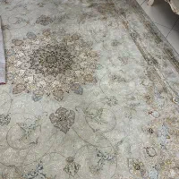 فرش کرم رنگ