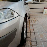 مگان ۲۰۰۰ مدل ۲۰۱۰