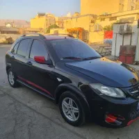کوئیک R مشکی قرمز مدل 1400|خودرو سواری و وانت|شیراز, آزادگان|دیوار