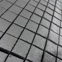 استخدام نیروی کار جوان آقا