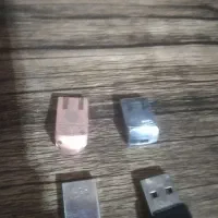 فلش 16گیگ و4گیگ دست دوم