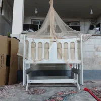 تخت کنار مادر|تخت و سرویس خواب|قم, باغ شریفی|دیوار