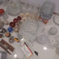 تعدادی لیوان بشقاب بستنی خوری پیاله قوری و...