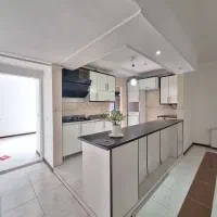 80متر با پارکینگ اسانسور روبه افتاب اندیشه