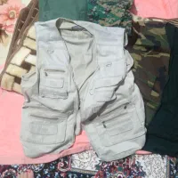 فروش شلوارهای شش جیب با دوتا جلیقه|لباس|قرچک, پویینک|دیوار